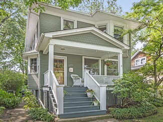 1200 Noyes St, Evanston, IL 60201