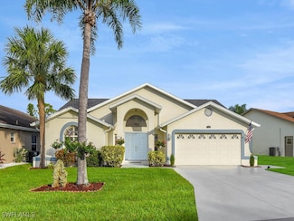 17755 Acacia Dr, North Fort Myers, FL 33917