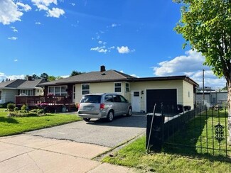 1525 E Harvey St, Ely, MN 55731