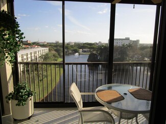 2238 N Cypress Bend Dr Unit 804, Pompano Beach, FL 33069