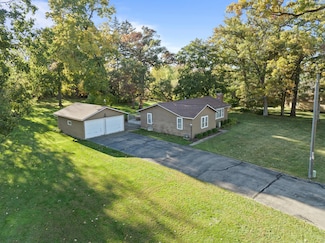 N1757 Wildwood Dr, Lake Geneva, WI 53147