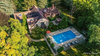 4915 Terra Cotta Rd, Crystal Lake, IL 60012