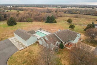 15729 E 77th St N, Benton, KS 67017