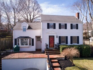 30 Governor Andrew Rd, Hingham, MA 02043