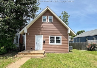 2722 Latulle Ave, Huntington, WV 25702