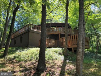103 Killmon Rd, Basye, VA 22810