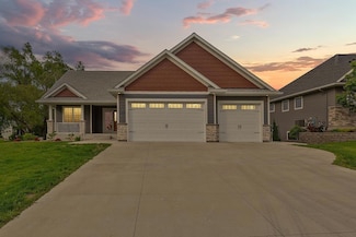1939 Legacy Dr, Faribault, MN 55021