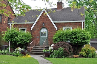 16205 Woodbury Ave, Cleveland, OH 44135