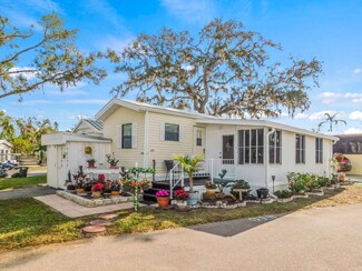 5100 60th St E Unit Q19, Bradenton, FL 34203