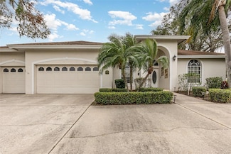 6850 Huntington Hills Blvd, Lakeland, FL 33810