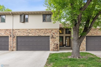 3359 16th Ave S Unit 5, Fargo, ND 58103