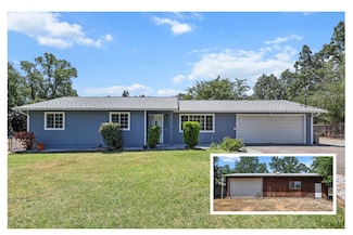 19017 Snowflake Ln, Redding, CA 96003