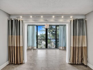 2205 S Cypress Bend Dr Unit 402, Pompano Beach, FL 33069