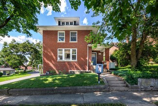 15 W Franklin Ave, Naperville, IL 60540