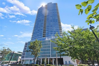 1 Broad St Unit 8E, Stamford, CT 06901