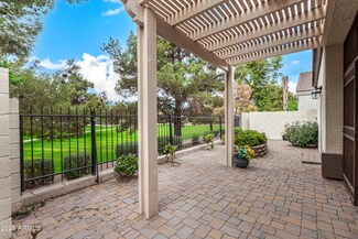 3255 E Maldonado Dr, Phoenix, AZ 85042