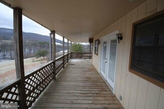 78 Rhododerdron Dr, Rio, WV 26755
