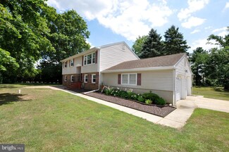 1 Park Rd, Mount Holly, NJ 08060