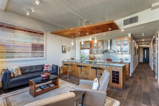 2600 W 7th St Unit 2644, Fort Worth, TX 76107