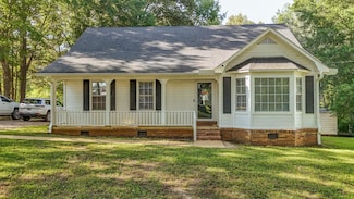 250 Parkview Dr, Savannah, TN 38372