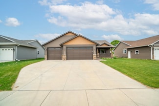 1996 Tucker Trail, Eau Claire, WI 54703