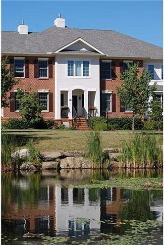 475 Fairmont Dr, Chester Springs, PA 19425