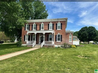 205 W 3rd St, Ponca, NE 68770