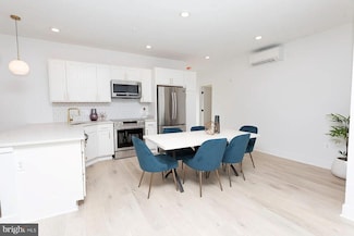 1617 Eastern Ave Unit 201, Baltimore, MD 21231