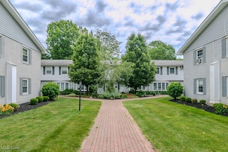 3 Meadowlawn Dr Unit 13, Mentor, OH 44060
