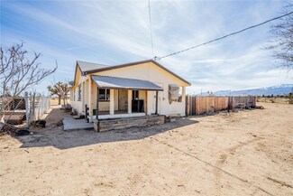 11075 Manada Rd, Phelan, CA 92371