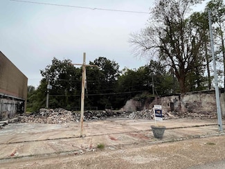 127 W Parkin Ave, Parkin, AR 72373