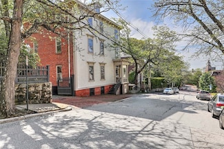 43 Congdon St, Providence, RI 02906
