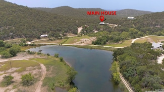 281 Roaring Springs Dr, Leakey, TX 78873