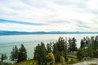 0 Strawberry Point Rd, Oak Harbor, WA 98277