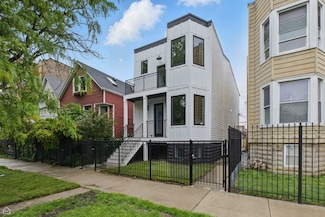 3572 W Medill Ave, Chicago, IL 60647