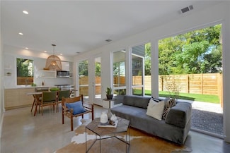 5514 Avenue H Unit 2, Austin, TX 78751