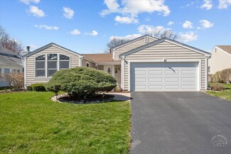 2065 Navarone Dr, Naperville, IL 60565