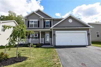 169 Coneflower Dr, West Henrietta, NY 14586
