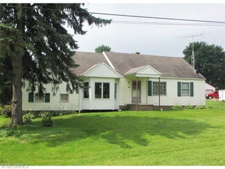 3518 3rd St NE, Canton, OH 44704