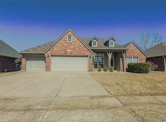 21183 E 40th St S, Broken Arrow, OK 74014