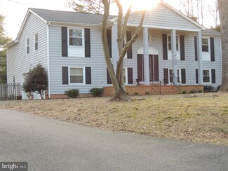 410 Chamonix Dr, Fredericksburg, VA 22405