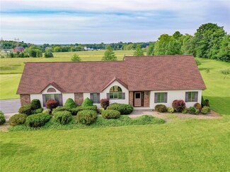 2290 Griffin Rd, Churchville, NY 14428
