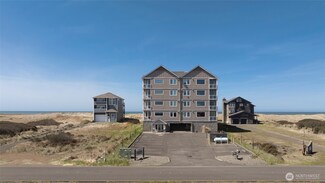 1377 Ocean Shores Blvd SW Unit 203, Ocean Shores, WA 98569