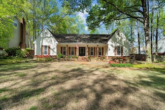 2445 Cedar Dale Dr, Germantown, TN 38139