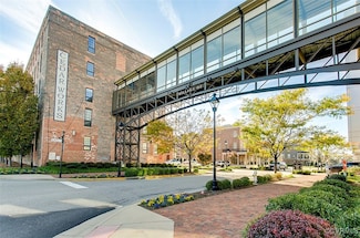 251 Rocketts Way Unit 210, Henrico, VA 23231