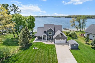 9861 W Doyle Dr, Mecosta, MI 49332