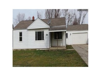 31 Foster Dr, New Middletown, OH 44442