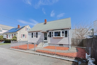 18 Hartshorn Ave, Malden, MA 02148