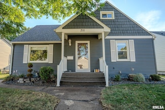 711 3rd Ave, Camanche, IA 52730