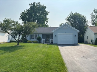 31 College Greene Dr, North Chili, NY 14514